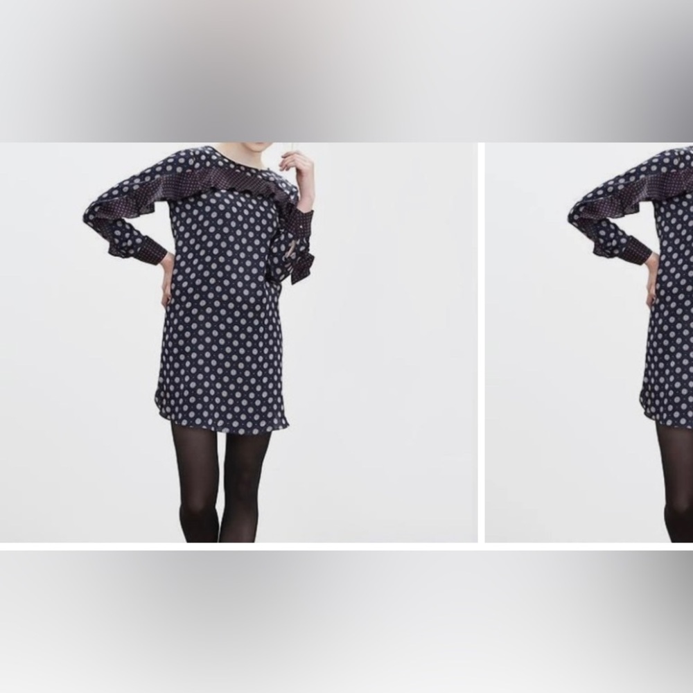 Luxurious NWT Banana Republic Navy with print Ruffle Dress